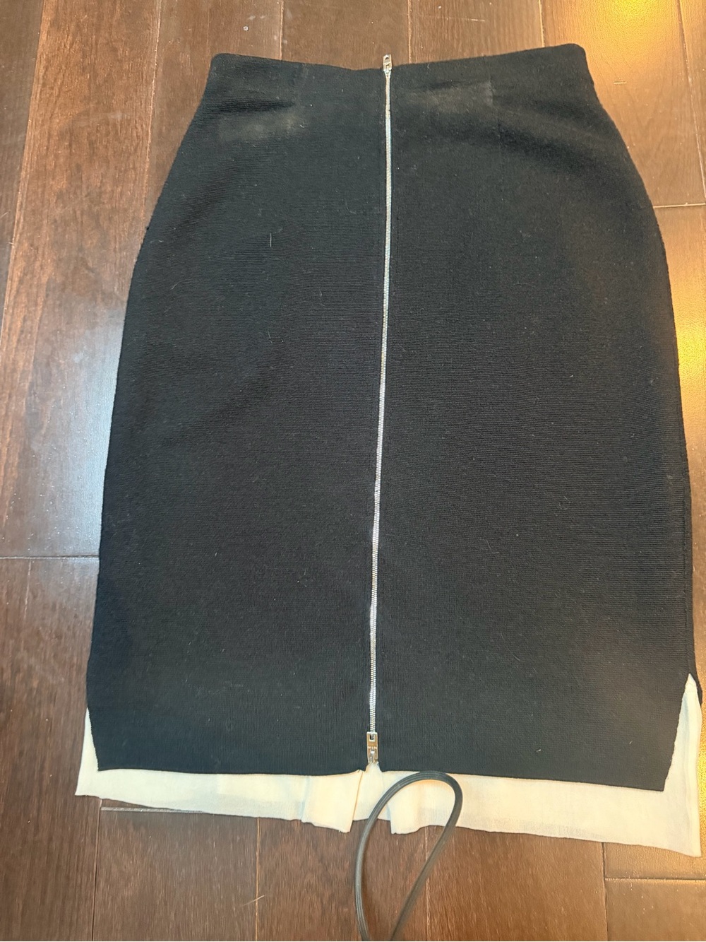 rag & bone Black Pencil Skirt with Cream Hem & Center Zipper